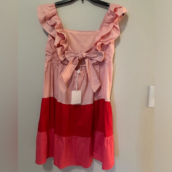 NWT Pink gradient tired tie back dress - Picture 3 of 6